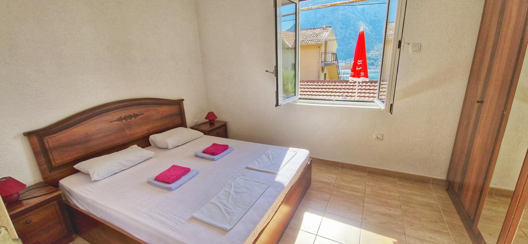 Apartments Lazarevic Kotor Szoba fotó