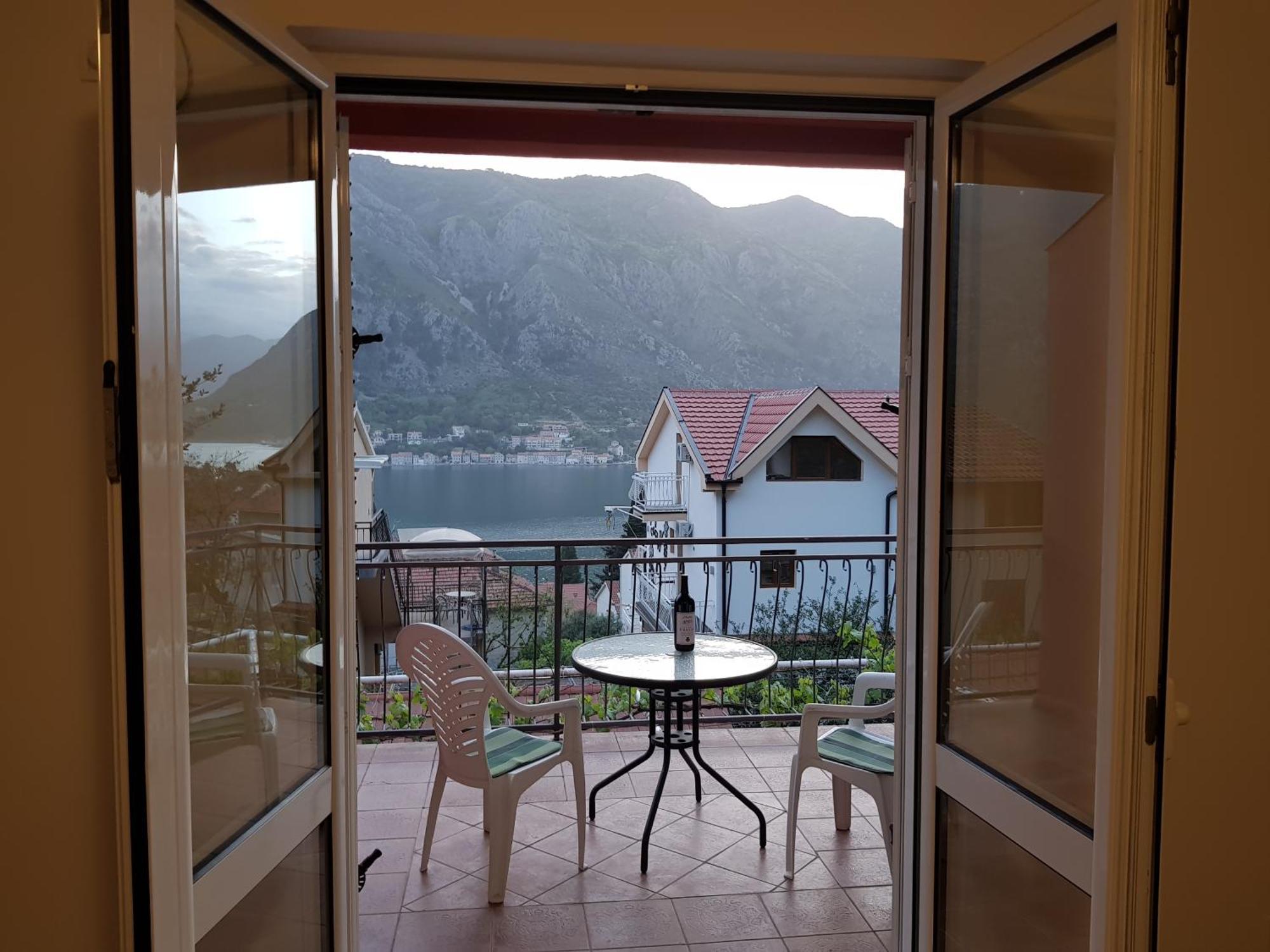 Apartments Lazarevic Kotor Kültér fotó