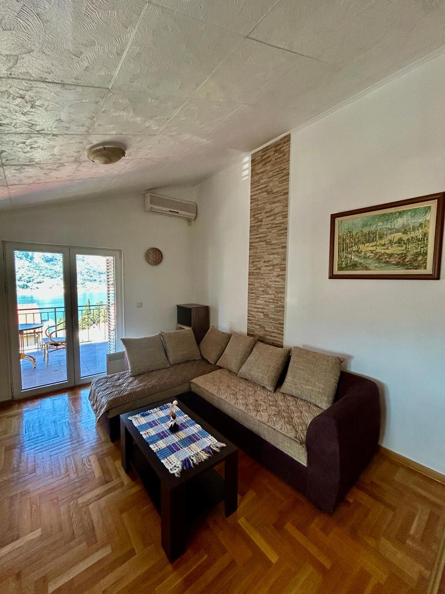 Apartments Lazarevic Kotor Kültér fotó