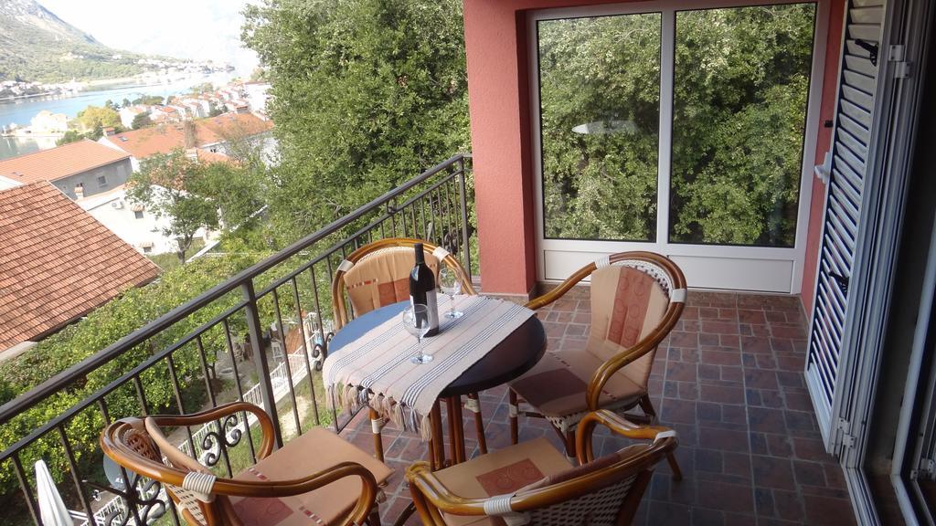 Apartments Lazarevic Kotor Szoba fotó